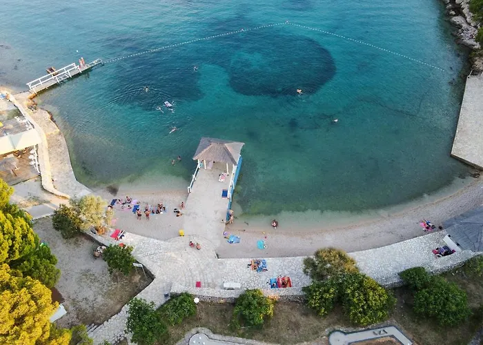 The Garden טיסנו