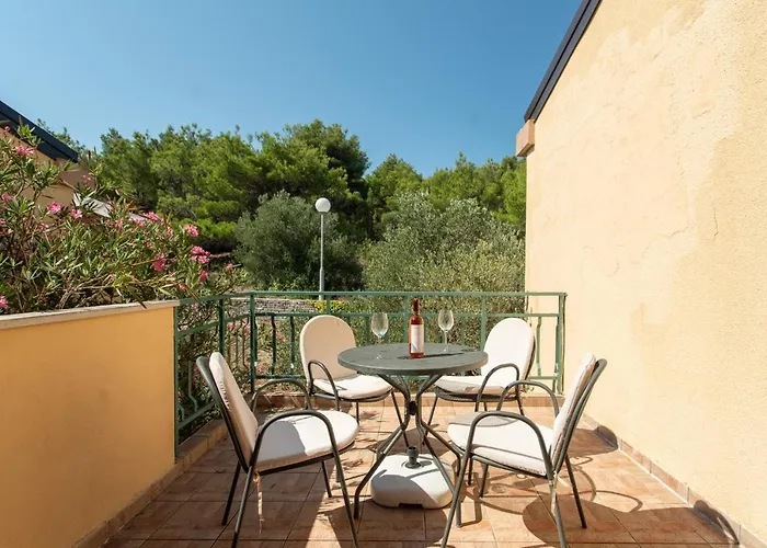 The Garden דירה טיסנו