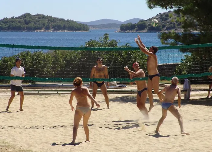 The Garden טיסנו