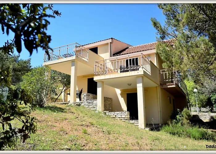 The Garden טיסנו